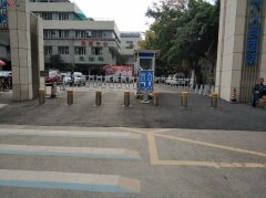 成都第六人民医院升降柱安装